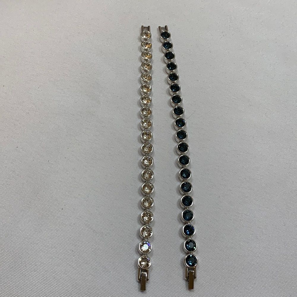 Swarovski Touchtone Crystal bracelet.  Crystal (blue has sold) - Picture 3 of 7